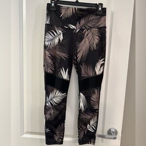 Xersion workout leggings, Size.M, Great condition